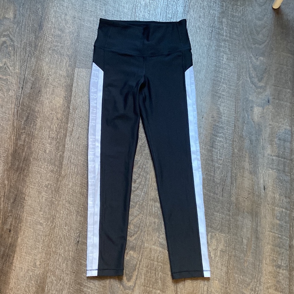3/$30 | Under Armour Compression Leggings with White Mesh Sides